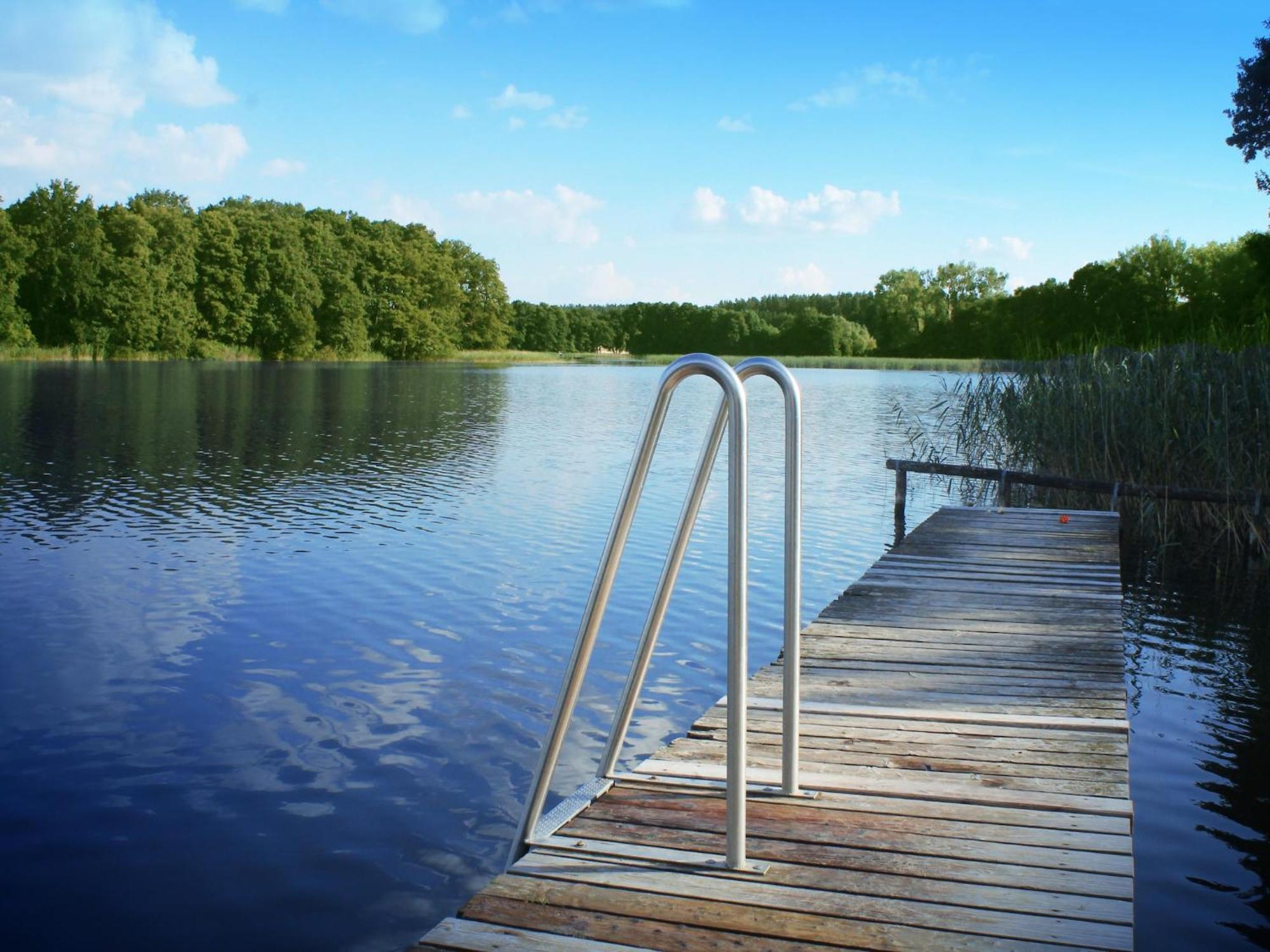 Holiday Resort Van Der Valk, Linstow Dobbin-Linstow Bagian luar foto