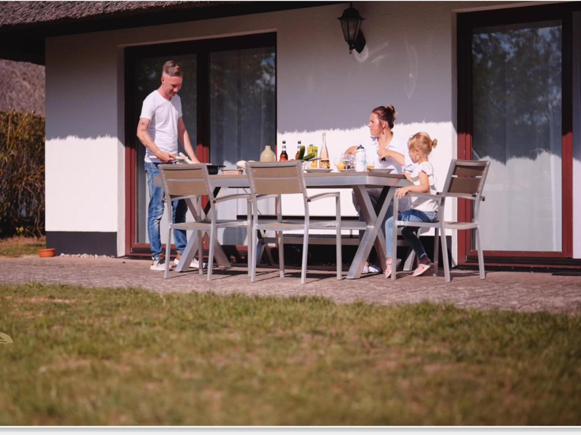 Holiday Resort Van Der Valk, Linstow Dobbin-Linstow Bagian luar foto